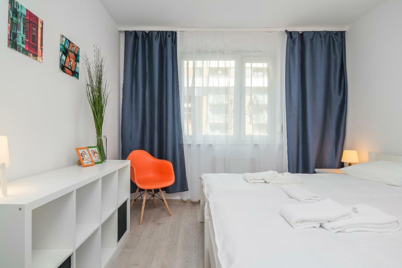 Exclusive Apartments Teczowa With Underground Parking By Noclegi Renters Wrocław Extérieur photo