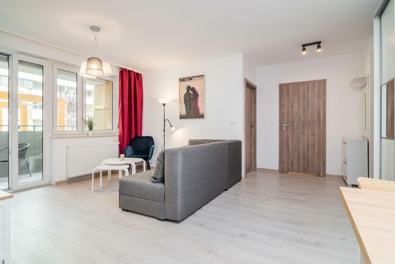 Exclusive Apartments Teczowa With Underground Parking By Noclegi Renters Wrocław Extérieur photo