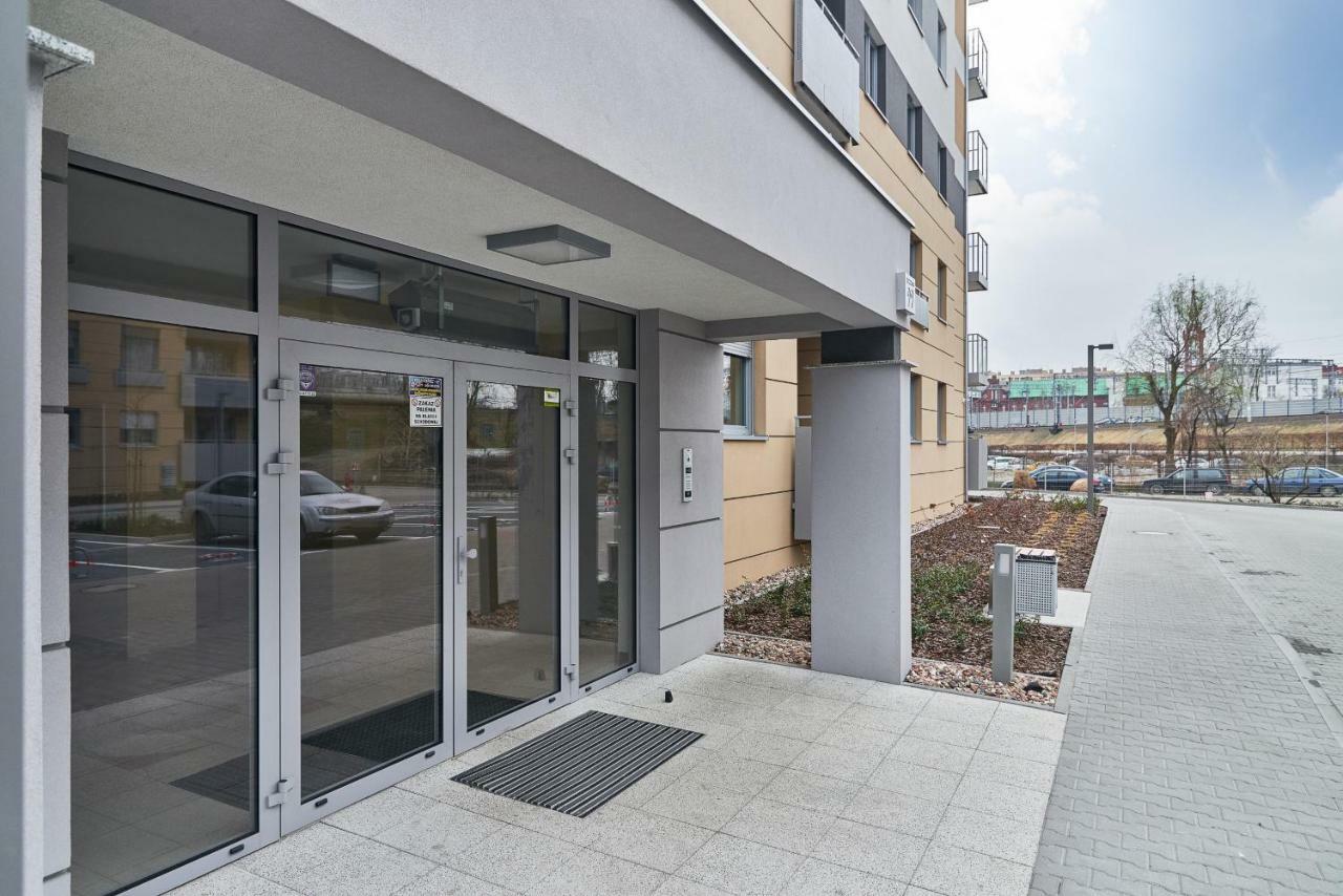 Exclusive Apartments Teczowa With Underground Parking By Noclegi Renters Wrocław Extérieur photo